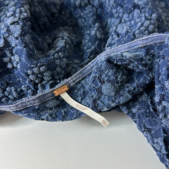 Free People Sweet Whisper Samantha Lace Top Blue Small - Picture 4 of 5